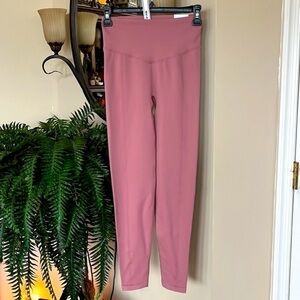 Brand New Victoria’s Secret PINK Soft Seamless Contour Leggings Workout Stretch